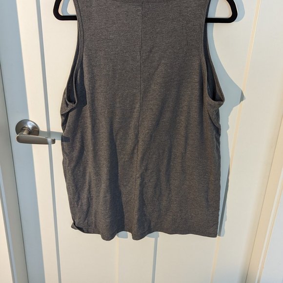 3/$15 Torrid Tank - Picture 2 of 2